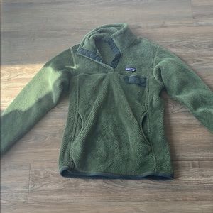 Green Fleece Patagonia. Worn once.